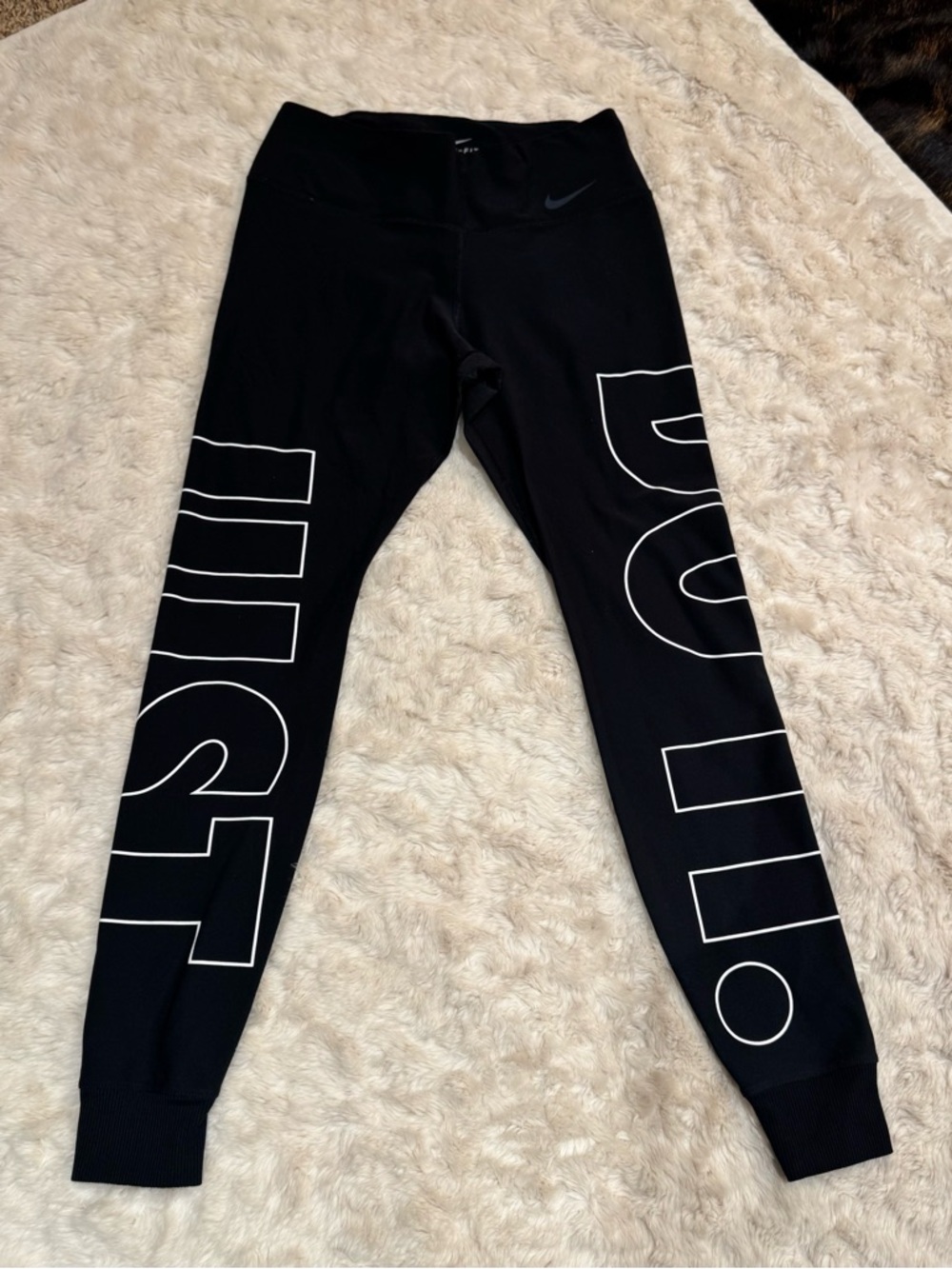 Nike Black Leggings with White 'JUST' and 'DO IT' Side Graphics